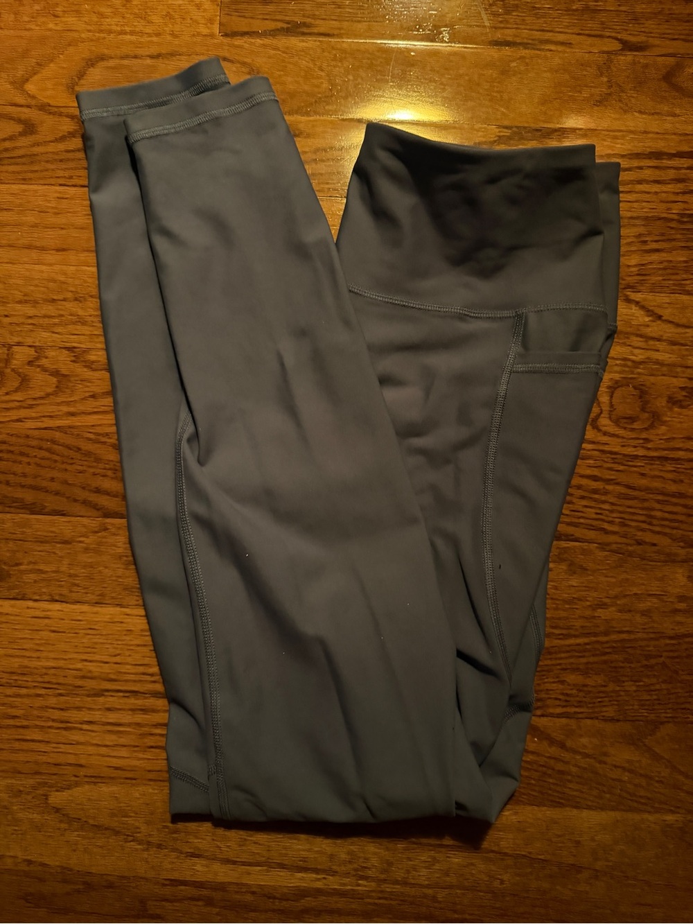 High-Waist Performance Leggings in light blue